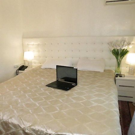 Bella Donna Hotel Chisinau Ngoại thất bức ảnh