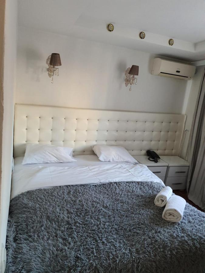 Bella Donna Hotel Chisinau Ngoại thất bức ảnh