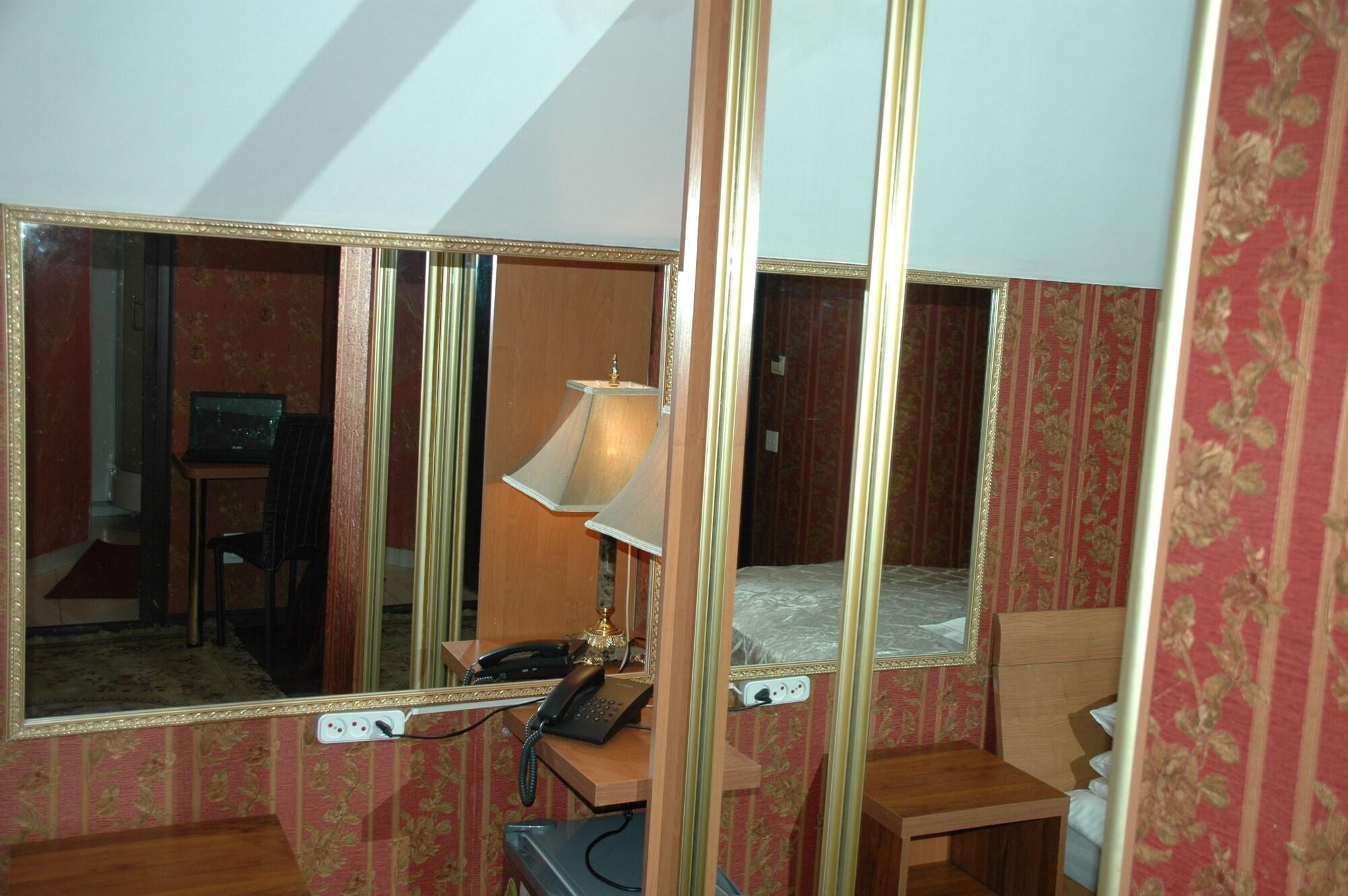 Bella Donna Hotel Chisinau Ngoại thất bức ảnh