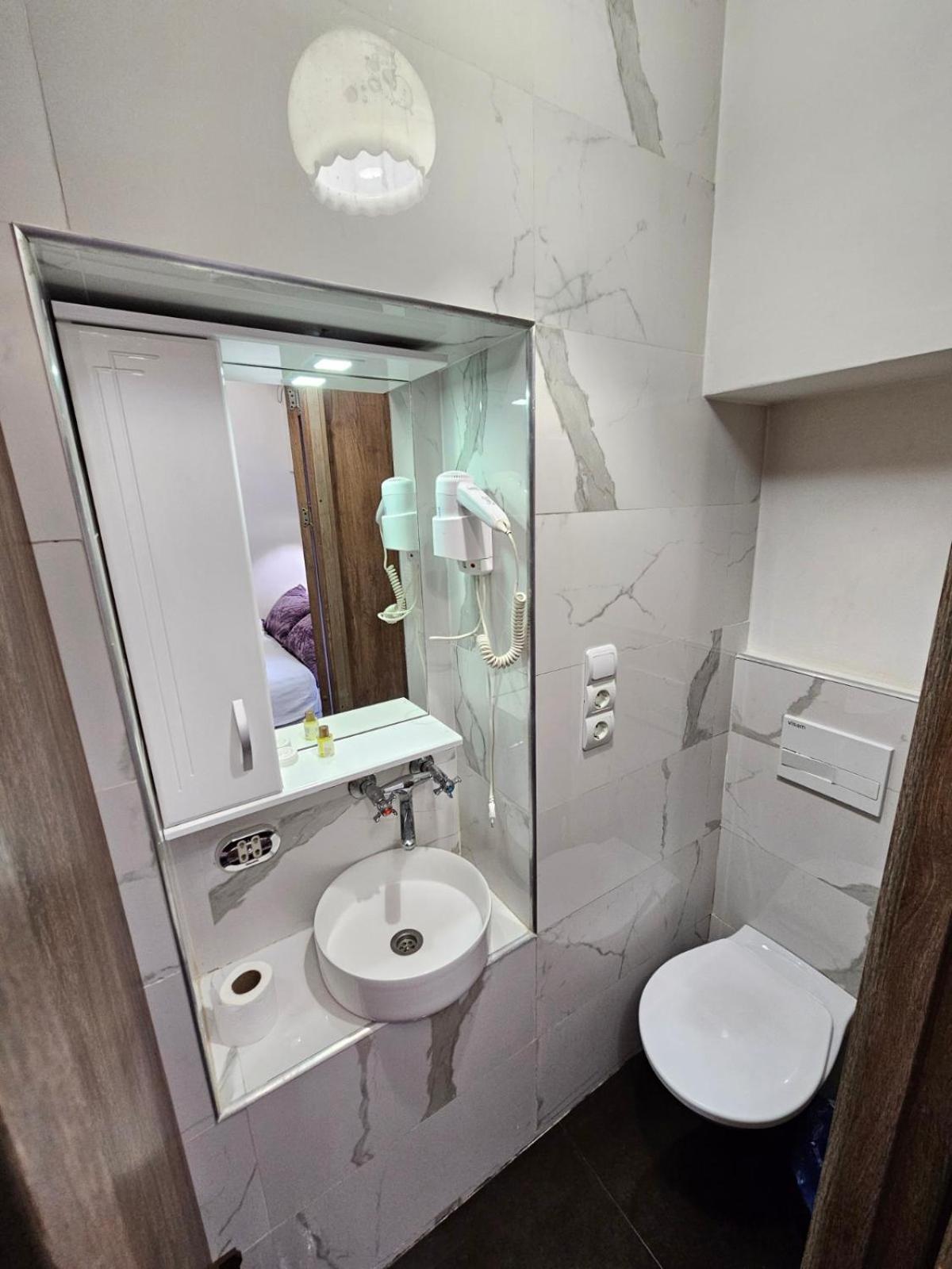 Bella Donna Hotel Chisinau Ngoại thất bức ảnh